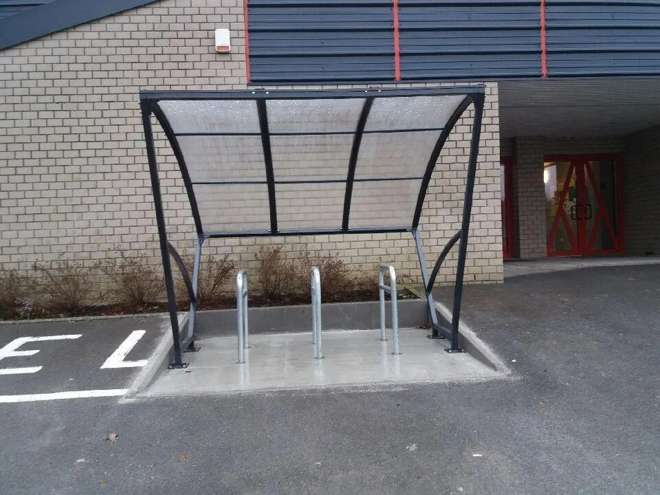 Fietsoverkapping Velo - Compact en Voordelig 13 Compacte fietsoverkapping met transparante kap.