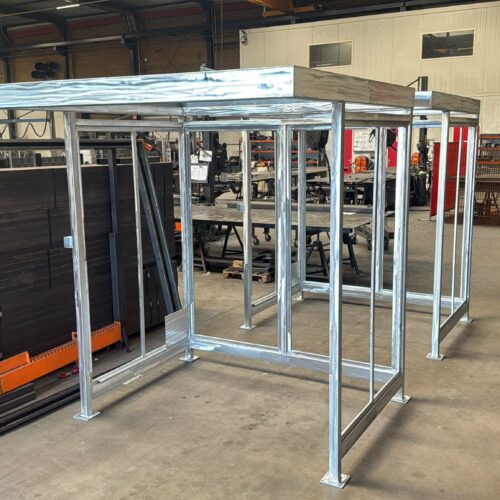 Rookabri model Palermo 65 Productie van rookoverkappingen verzinkte frames