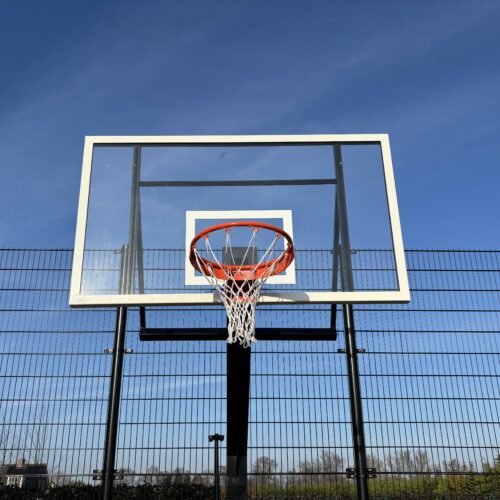Basketbalbord Profi compleet 23 Wedstrijd basketbalbord model Profi van polycarbonaat