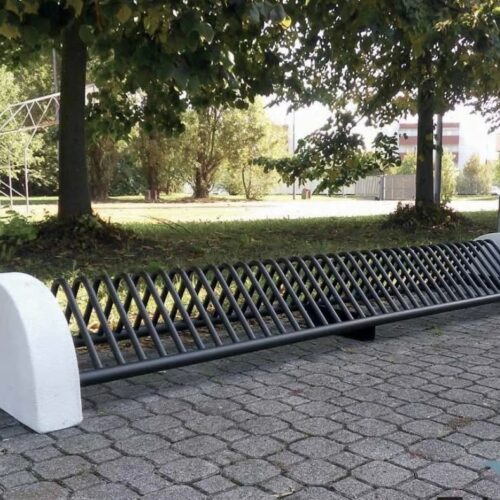 Fietsenrek Alfa 18 Vrijstaand fietsenrek met betonvoeten model Gamma