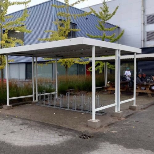 Fietsoverkapping Leipzig – Budgetvriendelijk & Schakelbaar 125 Twee overkappingen model Leipzig, één gebruikt als fietsoverkapping en één als rookoverkapping