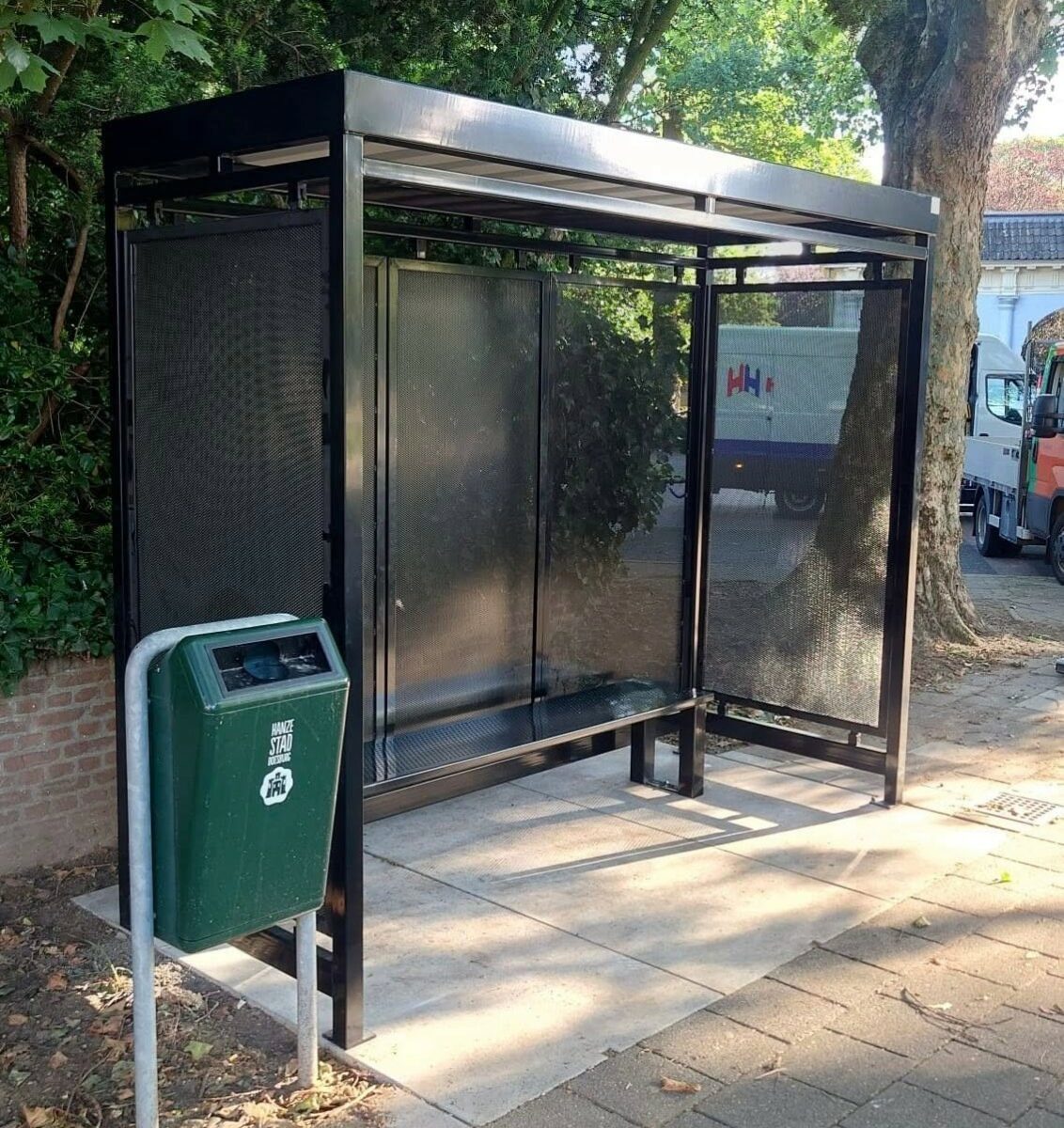 Rookoverkapping plaatsen? De complete kennisgids voor bedrijven en organisaties 10 rookoverkapping-hagen-gemeente-doesburg-zijaanzicht.jpg