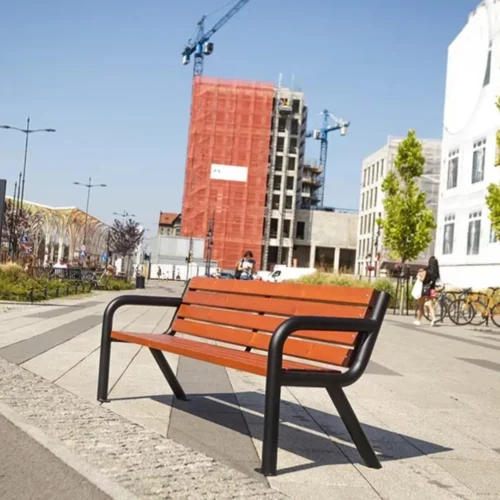 Parkbank hout en staal met rug en zijleuningen