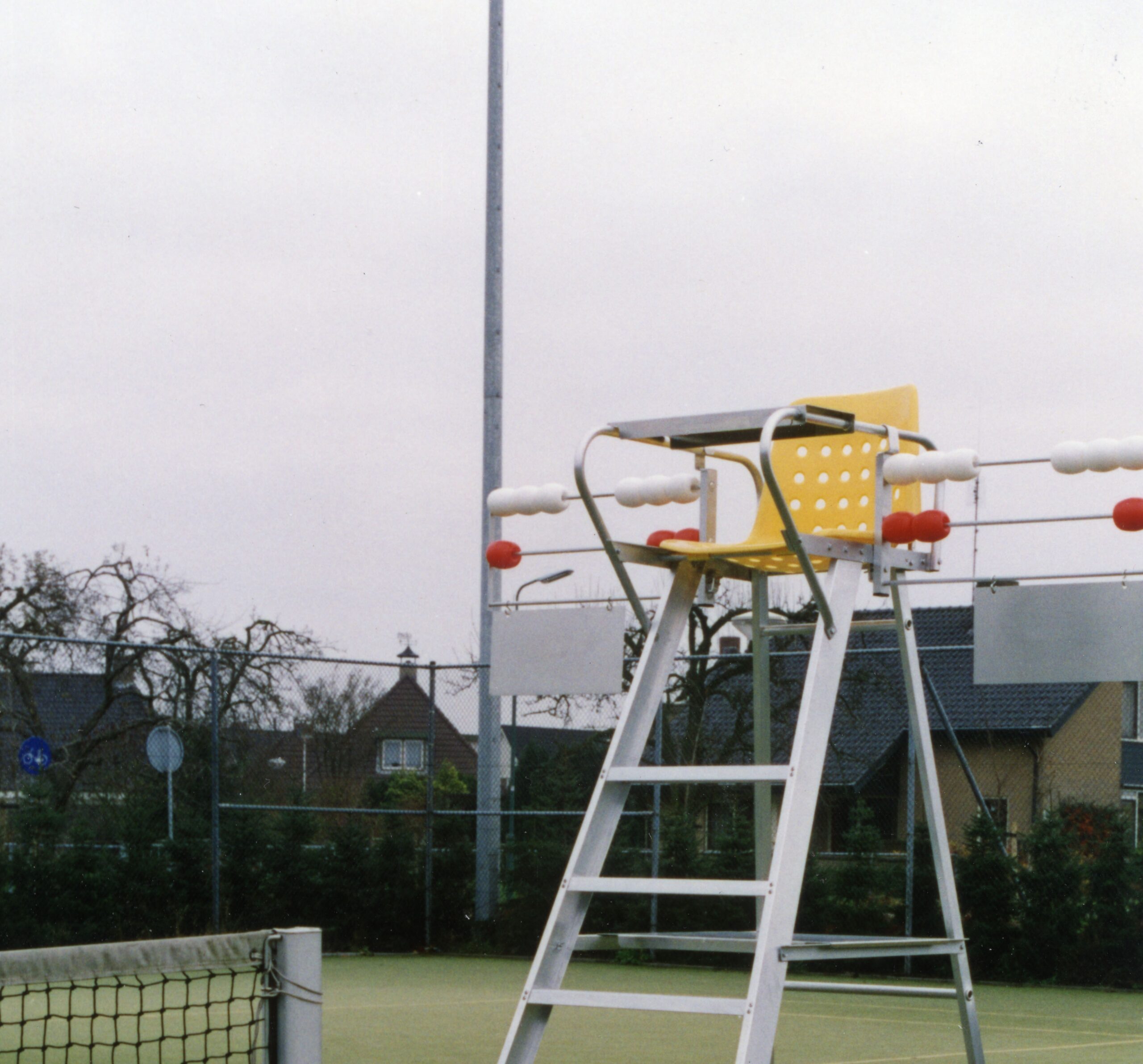 Tennis scorebord voor aan de stoel 1 Tennis scorebord voor scheidrechterstoel