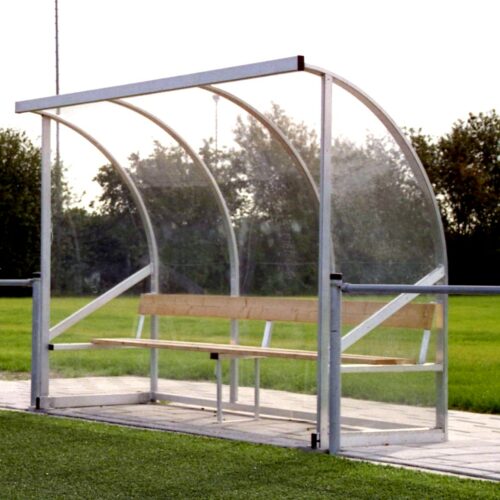 Dugout model 170 42 Bij correct gebruik en juiste montage bieden onze aluminium voetbal dugouts een fabrieksgarantie van 5 jaar op de constructie, waardoor uw investering lang beschermd blijft.