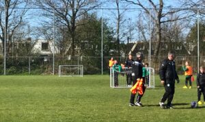 Op deze foto speelt het G-team van FC Groningen met deze voetbaldoeltjes uit het topsegment!
