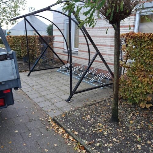 Fietsoverkapping BF1000 – Halfrond & Transparant 188 Fietsoverkapping 3 meter met fietsenrekken hoog-laag model1000