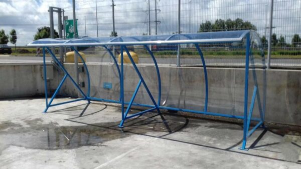 Rijwieloverkapping - fietsoverkappingen model BF1000, kunnen in iedere standaard ral kleur geleverd worden.