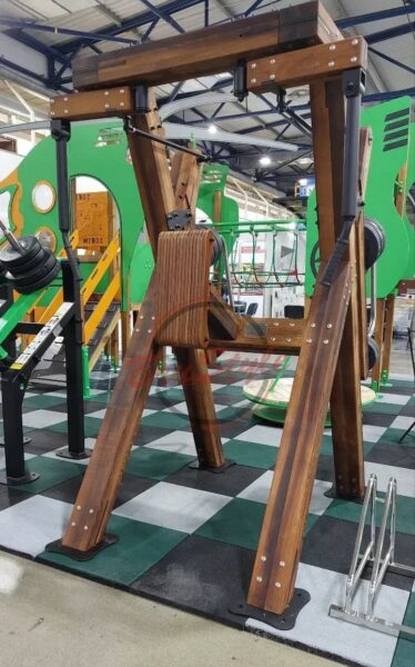Ontdek het complete assortiment houten outdoor fitness toestellen van SKWshop. Professionele kwaliteit voor buitengebruik.