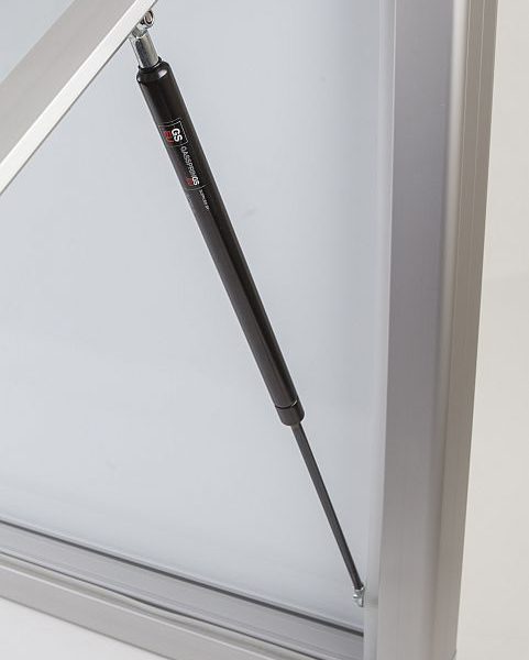 Informatieborden: Wandvitrine 4 Met een publicatiebord met slot en wandmontage bent u verzekerd dat uw informatie beschermd blijft tegen vandalisme en ongewenste toegang.