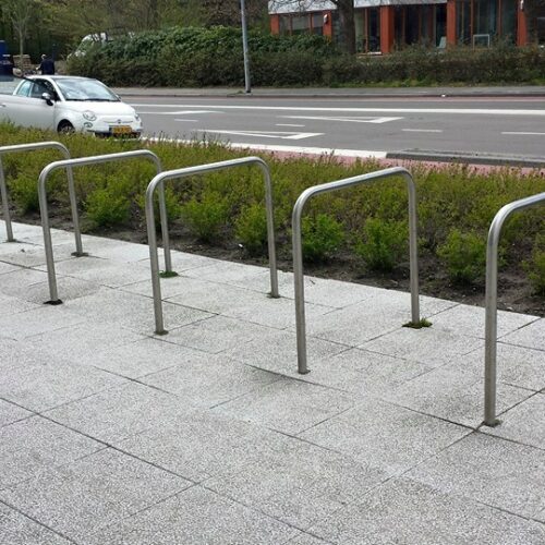 Fietsnietjes D60 mm 20 RVS aanleunbeugels, een zeer duurzame en nette oplossing
