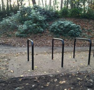 Onze Fiets aanleunbeugels kunnen in bijna iedere ral kleur geleverd worden.