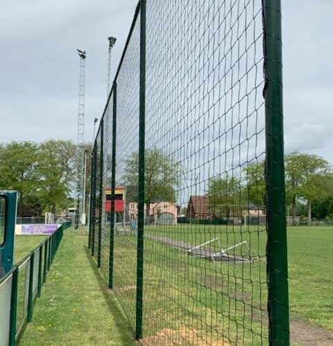 Ballenvanger net 34 Ballenvangernet - PE maas 120 x 120mm. Geknoopt.