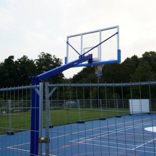 Basketbalpaal PROFI-outdoor 71 Basketbalpalen PROFI. De meest professionele basketbalpaal voor buiten!