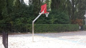 Basketbalpalen van rvs gaan jarenlang mee en zijn daarnaast fraai om te zien.
