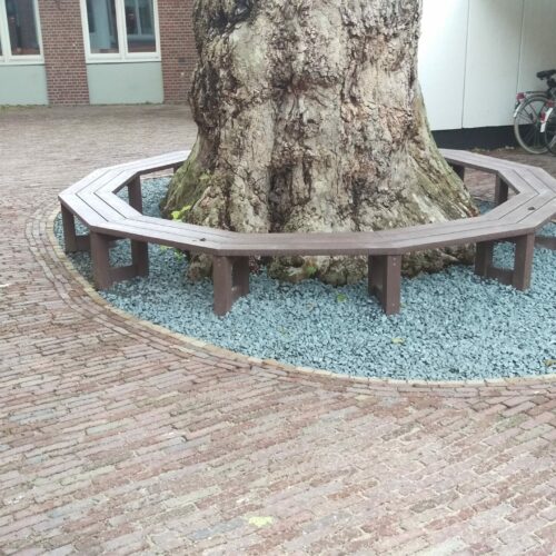 Boombank op maat 7 Deze boombanken zijn grafittiproof, rotvrij en zeer duurzaam. En daarnaast.......verrassend voordelig