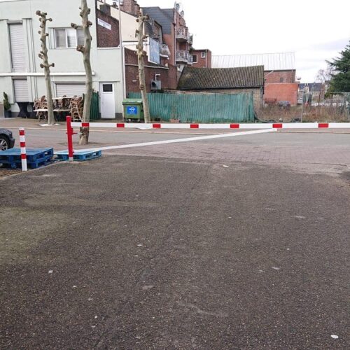 Draaibomen HBD-serie handbediend 25 Onze handbedienbare draaiboom bij onze zuiderburen (Vlaanderen)
