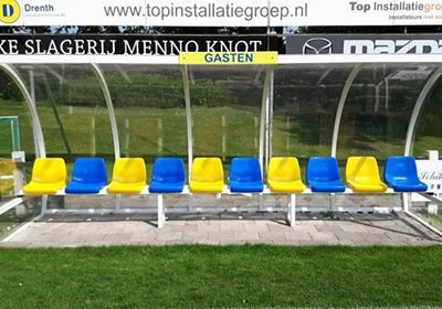 Dug outs model 160 31 Dug-out model DO150, lengte 5 meter