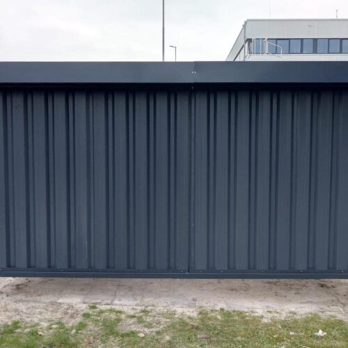 Fietsoverkapping Leipzig – Budgetvriendelijk & Schakelbaar 95 Overkapping Leipzig. Snel te monteren: De overkapping wordt als bouwpakket geleverd met aangelaste voetplaten en is eenvoudig te monteren, met de optie voor professionele installatie door ons team.