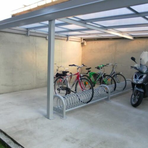 Design fietsenrek model Spirit Steel 37 Fietsenrekken uit deze serie zijn bijzonder duurzaam en fraai om te zien. Dit fietsenrek is leverbaar in een standaard ral kleur van uw keuze.