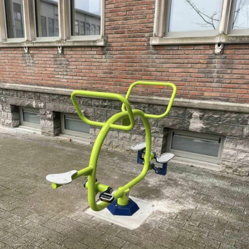 Kinderfitnesstoestel - combi de Bicycle + Stepper 10 Op aanvraag zijn deze kinderfitnesstoestellen voor kinderen in diverse andere kleurstellingen leverbaar. We informeren u graag.