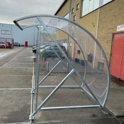 Rookoverkapping BF600 24 Deze rookabri wordt volledig gemonteerd geleverd en desgewenst kunnen wij ook de montage en prefab fundering voor u verzorgen.