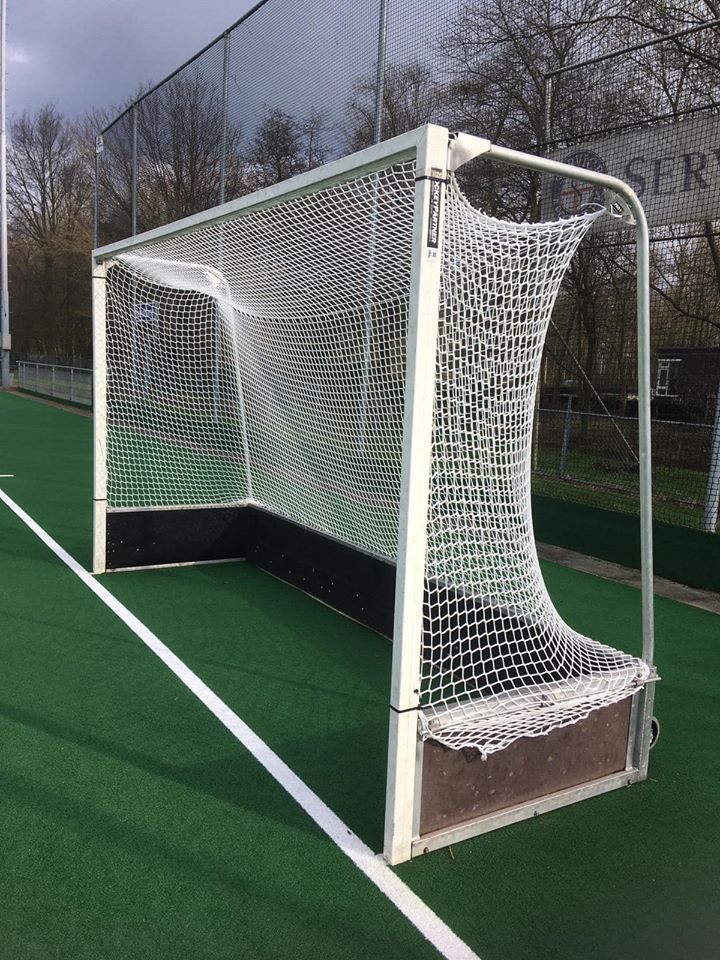 Hockeydoelnetten WK-model 5 Onze hockeydoel netten PP vrije netophanging wit. Dikte 4 mm.