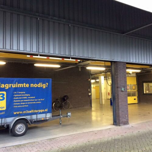Hoogtebegrenzer met zwenk-arm 13 Ook voor aanrijdbalken kunt u bij ons terecht.