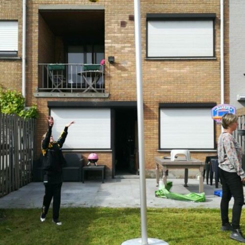 Voetplaat gras kunstgras 7 Korfbalpalen. Degelijke voetplaten voor gras-ondergronden