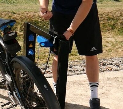 Fietsnietje Marion 15 Duurzame en stijlvolle afwerking: Dankzij de volbad verzinking en de mogelijkheid voor een diepzwarte poedercoating, bieden de beugels zowel bescherming tegen corrosie als een strakke uitstraling.