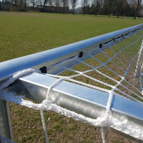 Stapelbare Voetbaldoeltjes 3x1m 10 Detail afbeelding van de degelijke volledig gelaste constructie van deze 3 x 1 meter mini pupillen voetbaldoelen