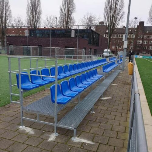 Modulaire sport- tribunes 96 Tribune met 2 zitrijen