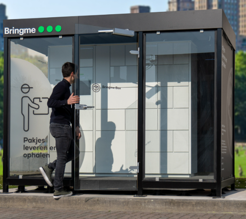 Overkapping voor automaten model Myla 22 Automaatoverkapping Myla afsluitbaar ingezet in openbare ruimte als pakket afhaal overkapping. Bringme.