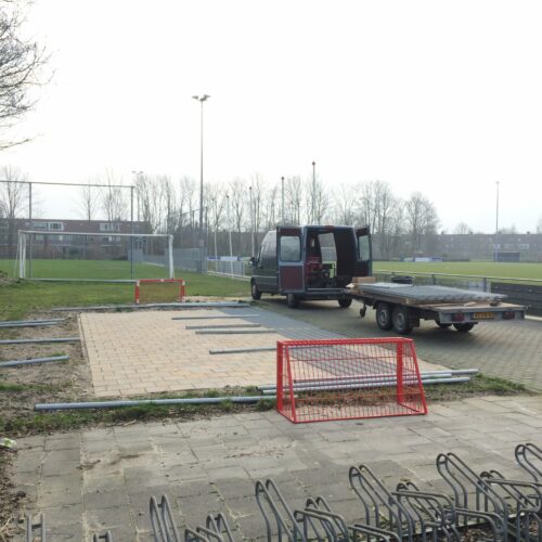 Pannakooi PS100 Basic 96 Montagefoto, plaatsing pannaveld 5 x 10m.