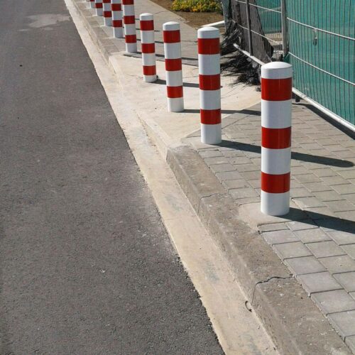 Anti-rampalen en zware parkeerpalen 89mm t/m 273mm 21 Zeer duurzame anti rampalen - parkeerpalen. Bestand tegen alle weersomstandigheden.