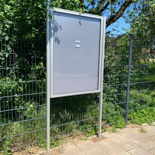 Informatieborden Top-Line 57 Publicatieborden voor de buitenruimte met maar liefst 10 jaar garantie.