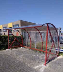 Fietsoverkapping 4.5m met transparante boogkap