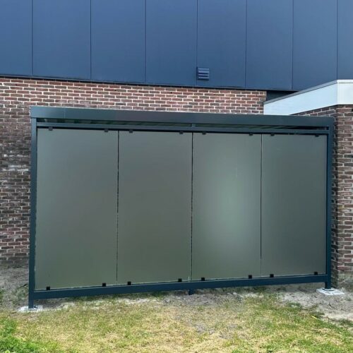 Rookoverkapping Myla 188 Onze rookabri Myla 4x2m met Melkglas in 's Gravenzande.