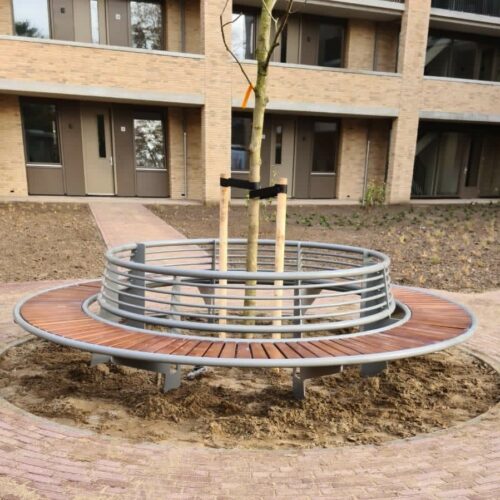 Boombanken model Yuvar 43 Elegant en duurzaam, grote ronde boombank model Yuvar.