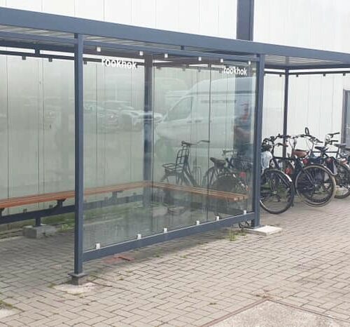 Rookoverkapping Myla 208 Rookruimte buiten met fietsgedeelte