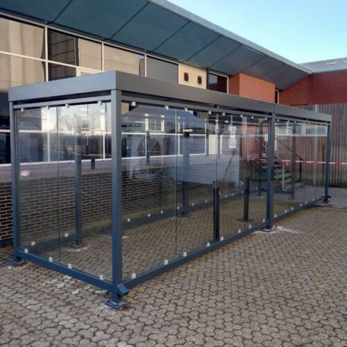 Rookoverkapping Myla 215 Grote rookruimte met glazen wanden