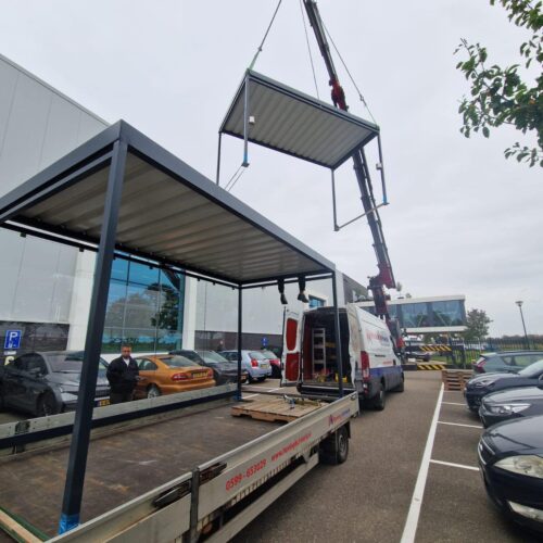 Rookoverkapping Myla 165 Rookoverkapping wordt afgeleverd met kraan.