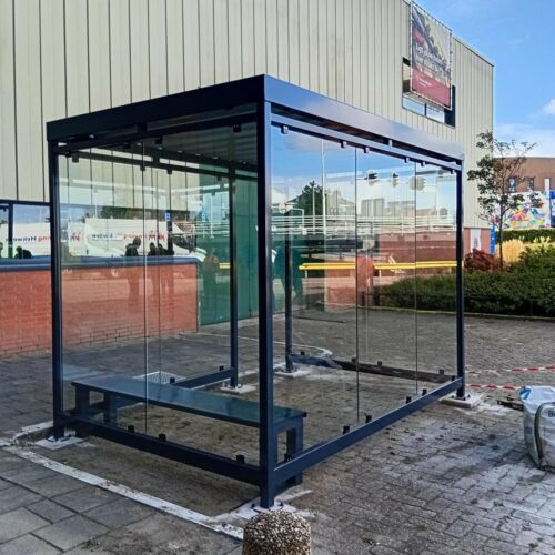 Rookoverkapping Myla 248 De 3x2m uitvoering in ral 9005 meter 2 meter zitbank model Danielle
