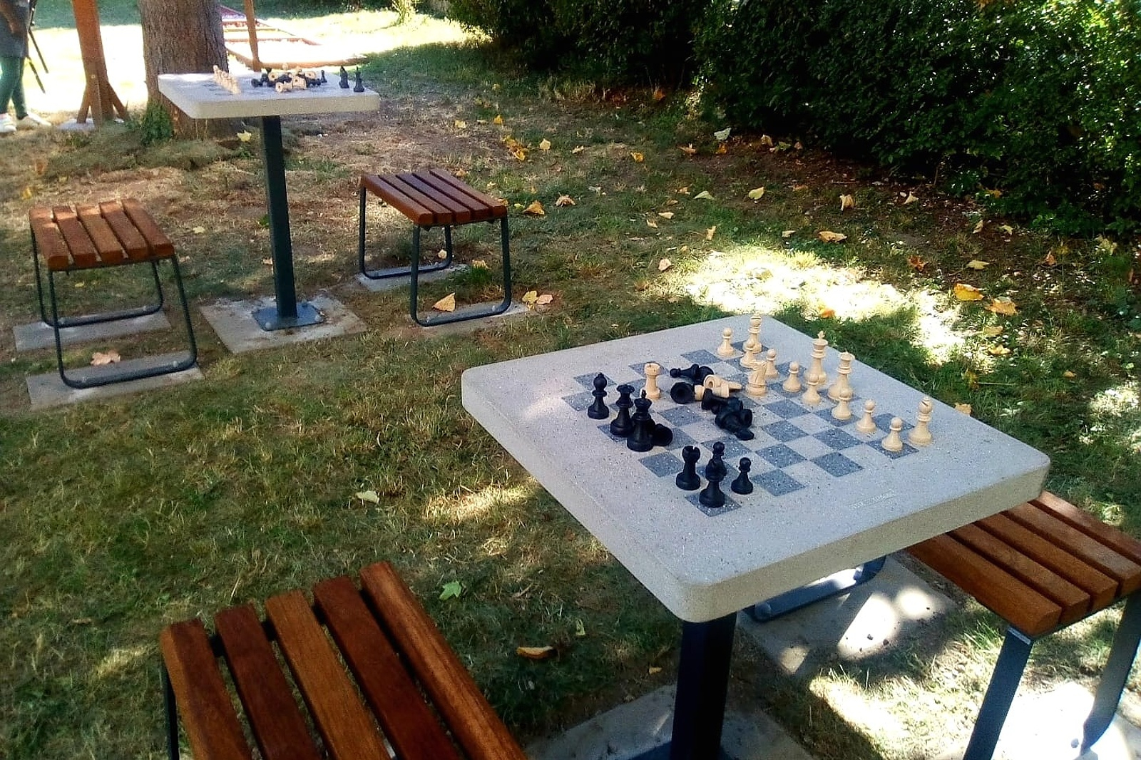 Schaaktafel voor buiten model MAT 14 Schaaktafel MAT voor de openbare ruimte. Een verrijking voor uw plein en park