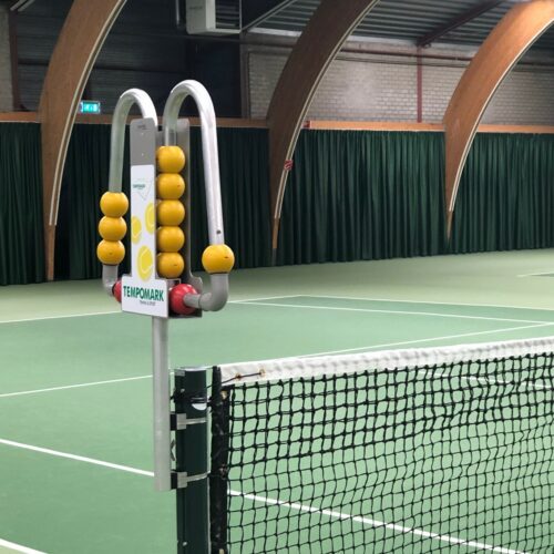 Tennis scorebord met schuifkogels.