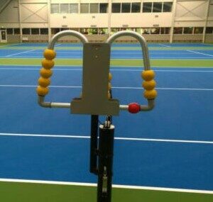 Tennis scorebord met schuifkogels 6 Het duurzame en duidelijke tennis scorebord van SKWshop, ook wel M-Scorebord genoemd,