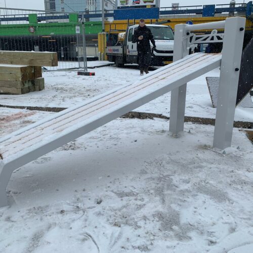 Calisthenics toestel Petum 64 De losse sit-up bank.