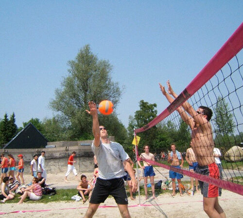 Beachvolleybalnetten strand