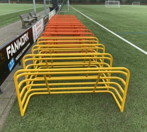 Voetbaldoeltjes Tube aluminium (1.5 x 0.75 m) 29 Deze fraaie voetbaldoeltjes zijn ook ideaal voor trainingsdoeleinden. Afgebeeld in geel en in oranje.