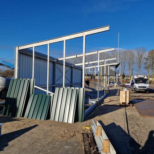 Tribune Alto - Replay 68 Een modulaire laagbouw tribune voor een zeer scherpe prijs!
